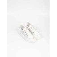 ราคา PLAYBOY รองเท้าผ้าใบผู้หญิง รุ่น ST-H243C1176 สีขาว 36 EU (MKP2099125)