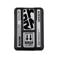 ราคา กระเป๋าใส่บัตร Skinarma KIRA KOBAI KADO Magnetic Card (8886461245806)