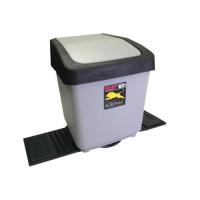 ราคา LEOMAX ถังขยะติดรถยนต์ 4 ลิตร พร้อมพื้นยางกันลื่น รุ่น Grande ทรงสี่เหลี่ยม (335006-702168010)