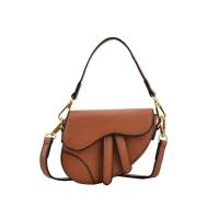 ราคา Forever25 B1190 กระเป๋าสะพายข้าง สีน้ำตาล (365217-734284010)