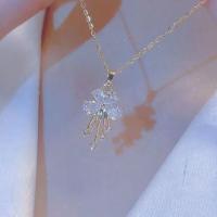 ราคา TEMU สร้อยคอเชือกสแตนเลสทองเหลือง 18K ที่มีปลอกดอกไม้ซิเรเนียเทียมดีไซน์ปีกผีเสื้อ ใช้ได้ทุกวันและงานปาร์ตี้ อุปกรณ์เครื่องประดับสำหรับทุกฤดูกาล (17592213497677)