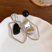 ราคา TEMU 1 คู่ หัวเข็มขัดทรงหยดน้ำรูปเรขาคณิต, ทองแดง, สไตล์โกธิค, มีเข็มขัดหูสเตอร์ลิงกิลด์ 925 สำหรับใช้ในชีวิตประจำวัน, งานปาร์ตี้ (17592392938150)