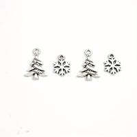 ราคา TEMU จี้ห้อยสร้อยคอ/สร้อยข้อมือ ลายคริสต์มาส สีเงิน 50 ชิ้น รูปทรงต้นคริสต์มาสและหิมะ เหมาะสำหรับเพิ่มสร้อยคอ สร้อยข้อมือ (17592251850778)