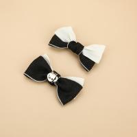 ราคา TEMU 2 ชิ้น คลิปรองเท้าเจ้าหญิงเกาหลีน่ารัก ดีไซน์ผ้าสองสีดำขาวพร้อมโบว์ หัวเข็มขัดรองเท้าหรูหราสุดเก๋ (17592401566389)