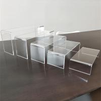 ราคา TEMU ชุด 5 ชิ้น ชั้นวางของอะคริลิคใสรูปตัวยู, ชั้นวางรองเท้า , ฐานแสดงสินค้าแบบเลเยอร์, ชั้นวางโชว์เครื่องสำอางสำหรับสตรีมสดบนโต๊ะ (17592451358779)