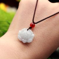 ราคา TEMU สร้อยคอจี้ดอกบัวหินธรรมชาติใหม่ สัญลักษณ์ของความโชคดีที่ต่อเนื่อง สร้อยคอจี้หินธรรมชาติแบบ Unisex มาพร้อมสายสร้อยที่เลือกแบบสุ่ม สี ขนาด และรายละเอียดของจี้หินธรรมชาติอาจแตกต่างกัน (1759224985757