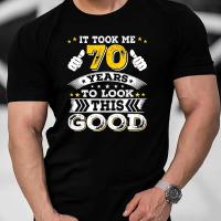 ราคา TEMU เสื้อยืดผู้ชาย 70 ปี - ของขวัญตลก 70 ปี พร้อมลายนิ้วโป้งขึ้น & ตัวเลขอายุ - เสื้อคอกลมแขนสั้นสไตล์สบาย สำหรับการฉลองครบรอบ (เสื้อผ้าครบรอบสำหรับผู้ชาย) (17592333868141)