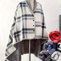 ราคา TEMU ผ้าคลุมไหล่และผ้าห่มแบบหลายฟังก์ชัน ผ้าสักหลาดกันความร้อน ลายตารางที่ขา เหมาะสำหรับกลุ่มผู้คนขนาด S ถึง L (17592421281618)