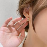 ราคา TEMU ต่างหูห่วงเล็กทองคำ 14K เคลือบสีทอง ดีไซน์เรียบง่าย เหมาะสำหรับการสวมใส่ในชีวิตประจำวัน สำหรับผู้หญิงและเด็กผู้หญิง เป็นของขวัญ (17592187114170)