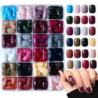 ราคา TEMU 576 ชิ้นของแผ่นเล็บปลอมสั้น 24 สี, สี่เหลี่ยมสั้นปกคลุมเต็มสี, เหมาะสำหรับศิลปะเล็บสโนว์เทรนด์สำหรับผู้หญิง (17592287023393)