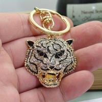 ราคา TEMU 1 ชิ้น พวงกุญแจเสือ ประดับเพชรพลอย - เครื่องประดับกระเป๋าและจี้รถยนต์แบบวินเทจ (17592204819044)