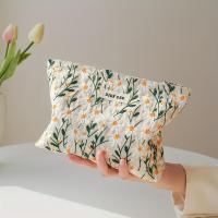 ราคา TEMU กระเป๋าใส่เครื่องสำอางแบบพกพาและกว้างขวาง, กระเป๋าใส่เครื่องสำอางมีสไตล์สำหรับเดินทาง, กระเป๋าเก็บของคุณภาพสูงพร้อมซับในด้านในดูดี, กระเป๋าจัดระเบียบเครื่องสำอางปักลาย (17592366012270)