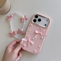 ราคา TEMU เคสโทรศัพท์ - เคสโทรศัพท์ลายแฟชั่น 3D สองโบว์ ประดับมุก พร้อมสร้อยข้อมือโบว์ เหมาะสำหรับ iPhone 17 16 15 14 13 (17592519097056)