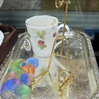 ราคา TEMU 1 ชิ้น แท่นวางถ้วยชาวินเทจ, ชั้นวางถ้วยกาแฟและจานรองโลหะสีทอง, ที่วางถ้วยและจานตกแต่งสำหรับครัว ร้านอาหาร คาเฟ่ (17592641709816)
