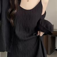 ราคา TEMU ชุดเดรสสีดำยาวปานกลาง ดีไซน์ทันสมัย ใส่ได้หลากหลายโอกาส เหมาะสำหรับฤดูใบไม้ผลิ ฤดูร้อน ฤดูใบไม้ร่วง และฤดูหนาว ปกปิดรอยยับ รับกันหนาวด้วยสีพื้นและดีไซน์พลิ้วไหว เหมาะสำหรับฤดูกาลหนาวเย็น (1759268