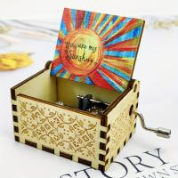 ราคา TEMU กล่องดนตรีไม้หมุนด้วยมือสไตล์วินเทจ "You Are My Sunshine" แกะสลัก เหมาะสำหรับภรรยา, ลูกสาว, ลูกชาย, แฟน, เพื่อนรัก หรือแม่ (17592231582434)