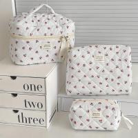 ราคา TEMU 3 ชิ้น กระเป๋าเครื่องสำอาง Quilted Sauce Fruit, กระเป๋าเก็บของแฟชั่นแท้ที่ดูดี, กระเป๋าใส่ของขนาดใหญ่พกพาสะดวกสำหรับดูแลผิว (17592845652199)
