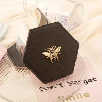 ราคา TEMU กระจกพกพาแบบกะทัดรัดธีมผึ้ง - กระจกแต่งหน้าขนาดเล็กพับได้สองด้านกรอบสแตนเลสเงางาม, เหมาะสำหรับกระเป๋าและของชำร่วย, กระจกพกพาได้ (17592380165282)