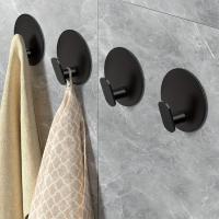ราคา ตะขอผ้าเช็ดตัวห้องน้ำ, 4/6 ชิ้น ตะขอกาว, ตะขอเหล็กสแตนเลสสำหรับห้องอาบน้ำ, ใช้แขวนเสื้อคลุม, ลูฟ่า, เสื้อโค้ท, เสื้อผ้า, หมวก, โรงแรมห้องน้ำครัว (สีดำ/) (17592289060294)