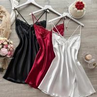 ราคา ชุดนอนเซ็กซี่คอวี 3 ชิ้น ผ้าลูกไม้ สวม สำหรับผู้หญิง (17592658930056)