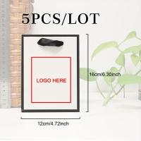 ราคา บรรจุภัณฑ์โลโก้สั่งทำสำหรับธุรกิจขนาดเล็ก วันวาเลนไทน์ กระเป๋าหรูหรา ปรับแต่งส่วนตัว กระเป๋าใส่ของสำหรับงานแต่งงาน วันเกิด 5 ชิ้น/ล็อต (17593101364407)