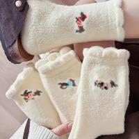ราคา ถุงเท้าฤดูหนาวสีพื้น 4 คู่, ถุงเท้านุ่มกำมะหยี่ลายน่ารักสำหรับผู้หญิง, ถุงเท้าใส่ในฤไม้ร่วงและฤดูหนาวสไตล์ญี่ปุ่น (17593436109097)