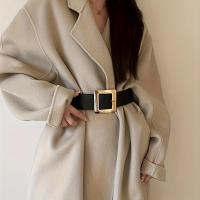 ราคา เข็มขัดผู้หญิงทรงกว้างสไตล์อเมริกันเรโทร ดีไซน์ใหม่ ใส่ได้หลากหลายสไตล์ สีดำลำลอง พรีเมียม สไตล์แฟชั่นเรียบง่าย หัวเข็มขัดแบบตัวอักษร (17592351356521)