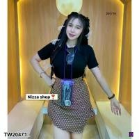 ราคา Garden Clothes ชุดเซ็ท SET 2 ชิ้น เสื้อยืดแขนสั้น สีดำ + กระโปรงผ้าถุง .. สีม่วง (1732218735977663167)