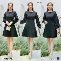 ราคา Garden Clothes ชุดเดรส DRESS เดรสสั้นแขนยาว รีดเพชรทั้งตัว .. สีดำ (1732218739103337151)