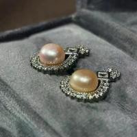 ราคา ต่างหูตัวเรือนเงินชุบทองคำขาว เพชรล้อม ไข่มุกเอดิสัน (1731811560124877672)