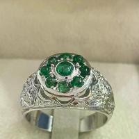 ราคา แหวนเงินแท้925 ประดับพลอยมรกตทรงกลมธรรมชาติ 9 เม็ด น้ำหนัก 0.86 กะรัต (1731507748947068362)