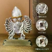 ราคา พระพุทธรูปพระมหากษัตริย์พระเครื่อง, หล่อความแม่นยำ, กระบวนการปั้นแบบคว่ำ, ตัวป้องกันมหาราชหกแขน, เครื่องมือพระจามรีอันยิ่งใหญ่, การวางแท่นบูชา สมเด็จ หลังเจดีย์ เนื้อทอง เหรียญ (1731590360797710195)