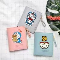 ราคา กระเป๋าใบเล็กสำหรับผู้หญิง กระเป๋าสตางค์ใบสั้น กระเป๋าใส่เหรียญ ที่ใส่บัตร ลายการ์ตูนโดเรมอนน่ารักสำหรับนักเรียนชายและหญิง ใส่ รูป ถ่าย สะพาย ไหล่ สตางค์ ใบยาว หนังวัว แ (1730883639245637871)