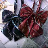 ราคา เนคไทโบว์ JK สไตล์ญี่ปุ่น สำหรับนักเรียนหญิง เครื่องแบบ เสื้อเชิ้ต Gadget สไตล์กระโหลก ชุดกะลาสี โบว์อเนกประสงค์ สีแดงและสีน้ำเงิน (1732326152367802509)