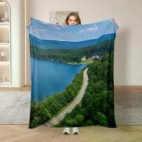 ราคา ผ้าห่มสักหลาดธีมรัฐอเมริกัน 50 รัฐ ประดับรูปภาพของทางหลวง ทะเลสาบ และป่า เหมาะสำหรับเป็นของขวัญที่รอบคอบ เหรียญ มงคล 108 เ ฟ ร ม ก า ร ์ ด บอย ท่าพระจันทร์ หลวงปู่โต๊ (1731632696683562380)