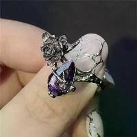 ราคา แหวนนิ้วชี้, การออกแบบดอกกุหลาบสีดำวินเทจ, เพทายฝังเพชรสามมิติบุคลิกภาพ, ปรับได้, แหวนวัฒนธรรมย่อยสีเข้ม แหวน พลอย เสริมดวง สีส้ม หวาน แหวน กรอบ พระสมเด็จวัดระฆัง เหรียญ จั (1732253766995905276)