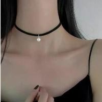 ราคา สร้อยคอโชคเกอร์ สีดำ สั้น ดีไซน์กระดูกไหปลาร้า เท่ เรียบง่าย ระดับไฮเอนด์ สายคล้องคอ มาใหม่ สร้อย ถุง ทอง ดัก ทรัพย์ เหรียญ รุ่น แรก หลวง พ่อ เงิน วัด ดอน ยาย หอม สร (1731384555558176289)