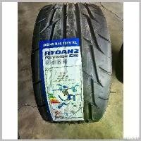 ราคา FrequencyFields คุณภาพรับประกันได้ ยางรถยนต์ 265/40R18 RYDANZ R03 ยางใหม่ ผลิตจีน มี มอก. Motorcycle ยางใน มอเตอร์ไซค์ (1730528174417676879)