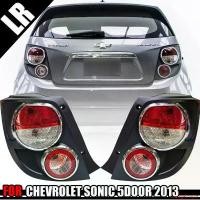ราคา คุณภาพรับประกันได้ ไฟท้าย รุ่น เชฟโรเลต โซนิค CHEVROLET SONIC ปี 2013 - 2015 รวมชุดหลอดำฟ และสายไฟ รถยนต์ Car รถจักร (1731673264593013019)