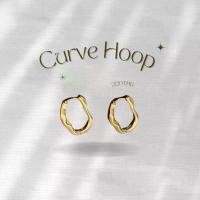 ราคา Curve Hoop (TPH302) ต่างหูห่วง| @trophies.co สินค้าดี ทอง ชุบ มี ประกัน สร้อยคอผู้ชาย สร้อยคอผีเสื้อ แหวน นาฬิกา chain heart necklace เหลือง arwoda ปลอม คุณภาพ ดี จี้ พระ (1731607478723184726)