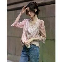 ราคา เสื้อชีฟอง ผ้าพันคอระดับไฮเอนด์ เรียบง่าย และสง่างาม พิมพ์ลายสีชมพู แขนระบาย เสื้อผู้หญิง ใส่สบาย เสื้อซ่อนส่วนตัว ฤดูใบไม้ผลิ 2568 มาใหม่ (1731466466203961293)