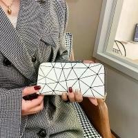 ราคา กระเป๋าสตางค์ PU สำหรับผู้หญิง สด มีที่ใส่บัตร ที่ใส่เหรียญ/กระเป๋าเงิน กระเป๋าสตางค์ใบยาว มีสีดำและสีขาว (1729908501157415064)