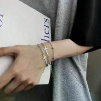 ราคา สร้อยข้อมือสามชั้น ดีไซน์ยุโรปและอเมริกาเย็น จี้ ไม้กางเขน จี้ ปู่ ท้าวเวสสุวรรณ หน้า เทพ จี้ พระปิดตา องค์ เล็ก ตะกรุด 3 ห่วง แหวน หลวงพ่อรวย ของ แท้ จี้ พระ ปลุก (1732320525138102439)