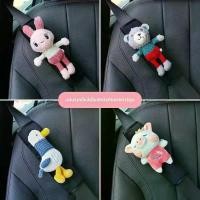 ราคา ปลอกหมอนอิงไหล่เข็มขัดนิรภัยในรถยนต์, เคสป้องกันการหยุดชะงักของเข็มขัดนิรภัยในรถยนต์, แผ่นรองไหล่ตุ๊กตาการ์ตูนน่ารัก, เครื่องประดับภายในรถยนต์, Unisex สาย คาดเบลท์ รถ ยนต์ สาย (1731397902988118012)