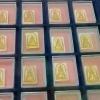 ราคา พระเครื่อง พระพุทธชินราชหลวงปู่บุดดา ถาวโร วัดกลางชูศรีเจริญสุข รุ่น 100 ปี ปิดทองเดิม ราคาต่อ1องค์ (1731425976574313516)