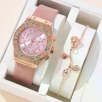 ราคา นาฬิกาชุดเพชรตัวเต็ม สไตล์เกาหลี สำหรับผู้หญิง ดีไซน์มินิมอลและอินเทรนด์ ชุดนาฬิกาควอทซ์สองชิ้น พวงกุญแจ เท่ๆ วินเทจ แหวน วองโกเล่ ของ แท้ แหวน หลวงปู่ทวด แหวน พระพิฆเนศ แหวน พญานาค (17322431594921683