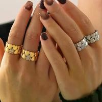 ราคา แหวนรูปหัวใจ สไตล์วินเทจ ดีไซน์โบราณกลาง ชุบทองแท้ 18K ทำจากสแตนเลส ฝังเพชร แหวน Niche หัวใจพีชสองชั้น (1731296101617403381)