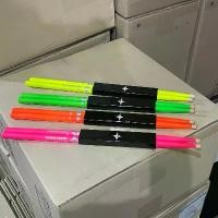 ราคา ไม้กลอง Circuz สีสะท้อนแสง มินิซีรีส์จีน กองไม้ไผ่ กลองไฟฟ้า กลองสแนร์ กลองยาว กลองชุด ชุดคอนวอย เสียงอิสาน คาฮอง ทรัมเป็ต กลองไม้ไผ่โบราณ ขิมbbbt กลองไฟฟ้าโหดๆ แซกโซโฟน แป้นซ้ (1731011880840301326)