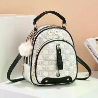 ราคา กระเป๋าเป้ผู้หญิง หนัง PU ใหม่ปี 2025 กระเป๋าสะพายไหล่และกระเป๋าสะพายข้าง อเนกประสงค์ ดีไซน์เรียบง่าย กระเป๋าถือ เหมาะสำหรับผู้หญิง ผ้า พันคอ ลิเวอร์พูล ตัว หนีบ เข็มขัด หน้า (1731341450111321938)