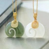 ราคา สร้อยคอสำหรับผู้หญิง วัสดุเหล็กไททาเนียม ไม่ซีดจาง ฝังทอง หยกขาว หยกชิง จี้ช้าง ดีไซน์เรียบง่ายและสง่างาม เครื่องประดับสันติภาพ มาใหม่ พระ สมเด็จ หลวง ปู่ จันทร์ พระ ผง มหา (1731242427515241879)